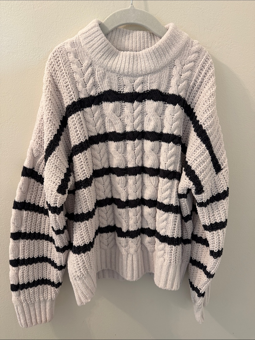 Abercrombie Kids Cable Knit Sweater in White and Black Stripes